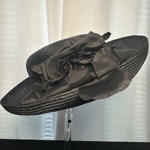 VINTAGE Louise Green Santa Monica, CA Black Straw Hat w/ Silk Ribbon & Flowers